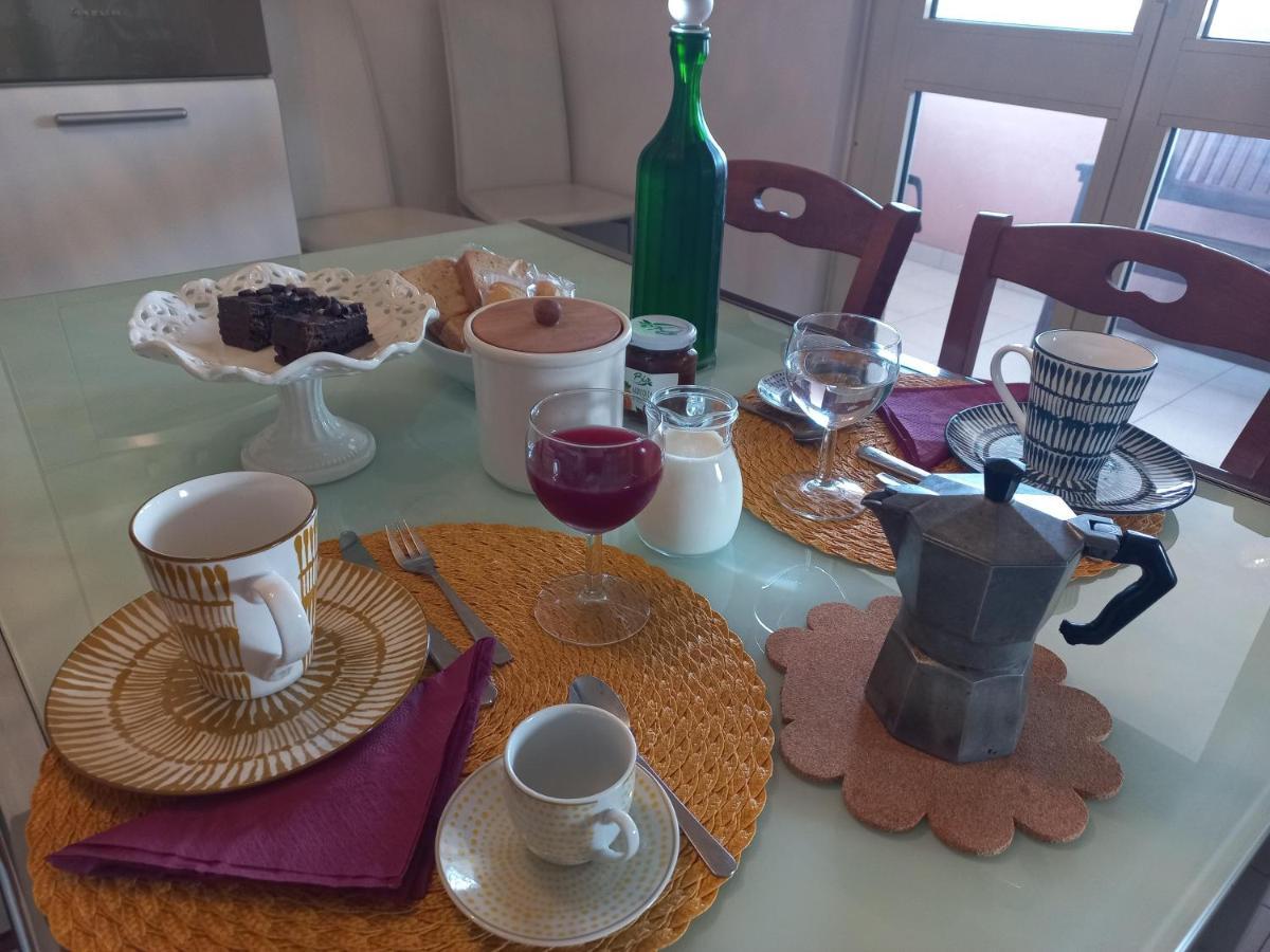 A Un Passo Da... B&B Elmas Екстериор снимка